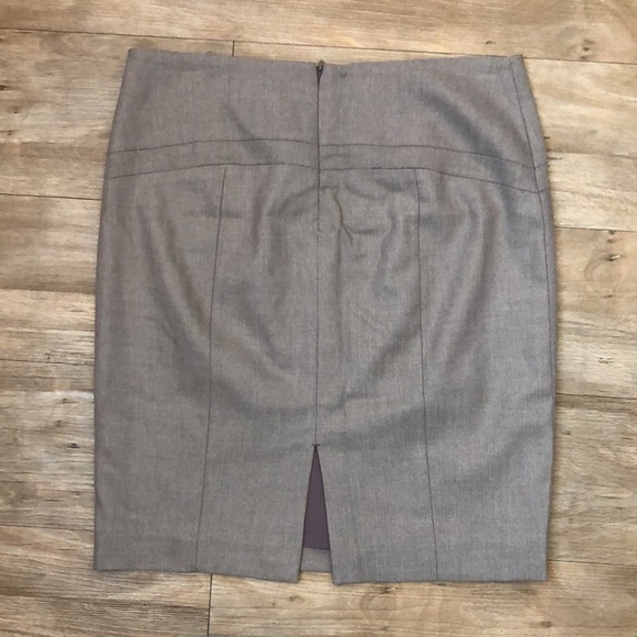 Express Pencil Skirt - Picture 4 of 5